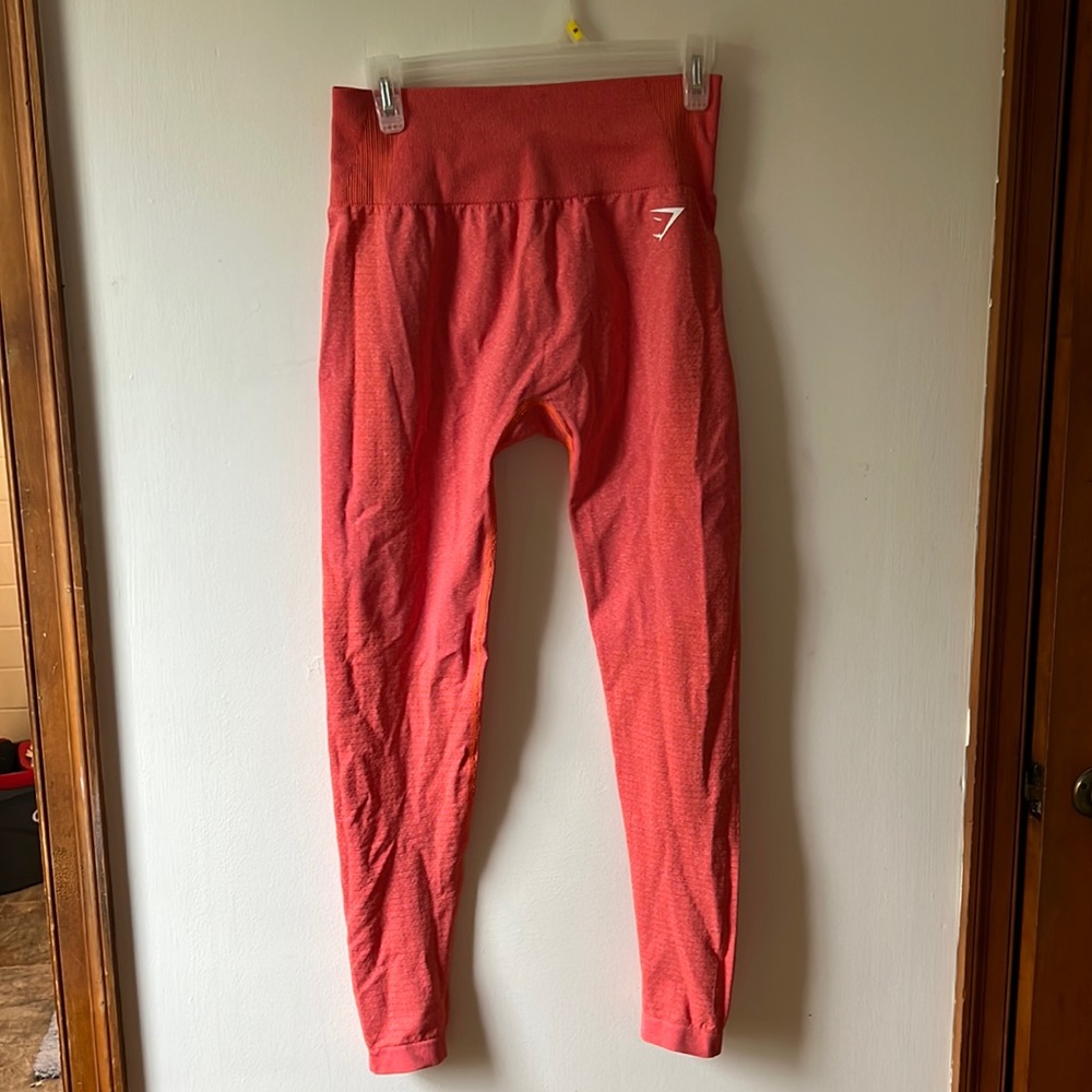 Gym shark leggings size large